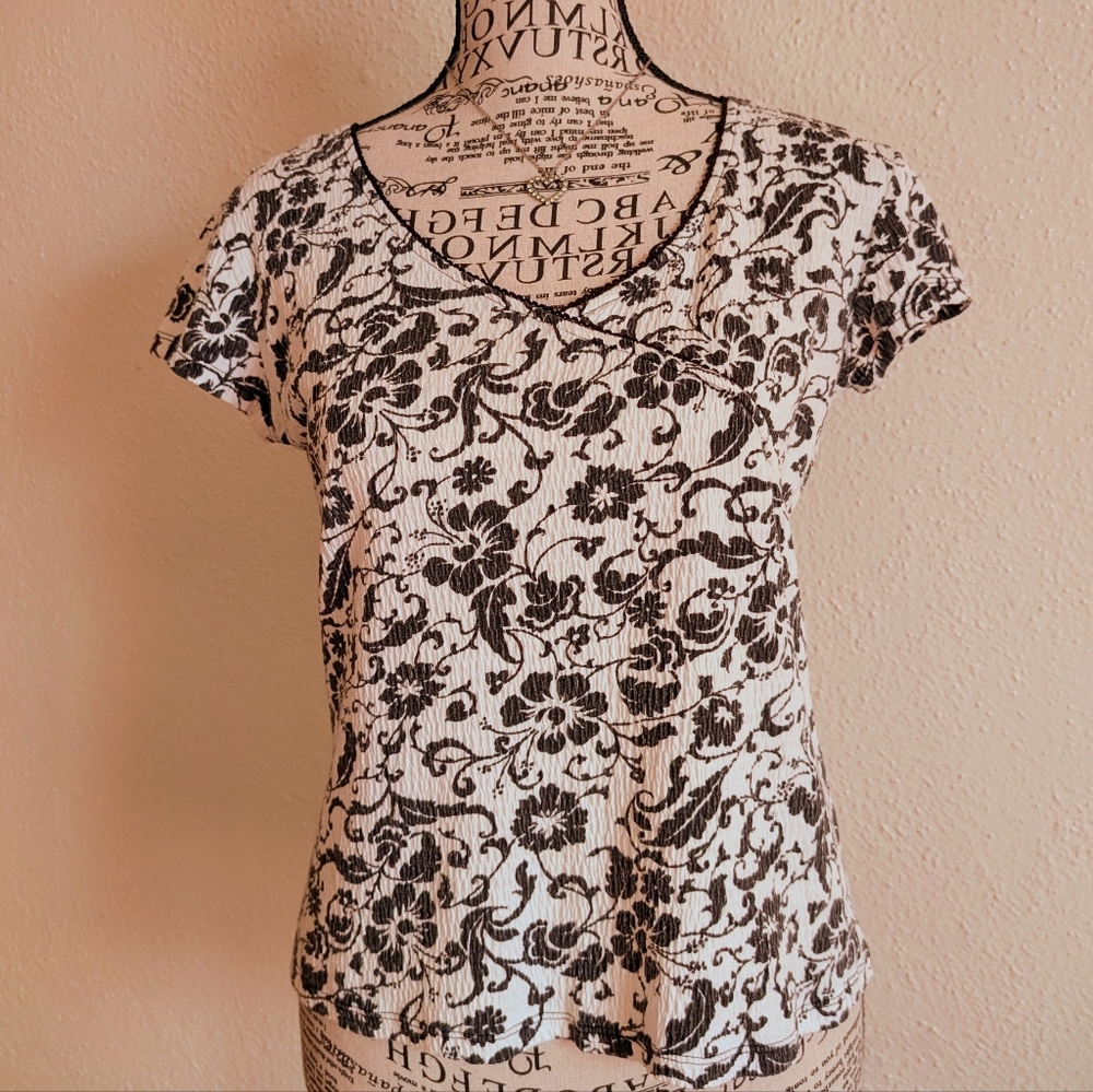 Vintage Y2k Fashion Bug floral whimsygoth top